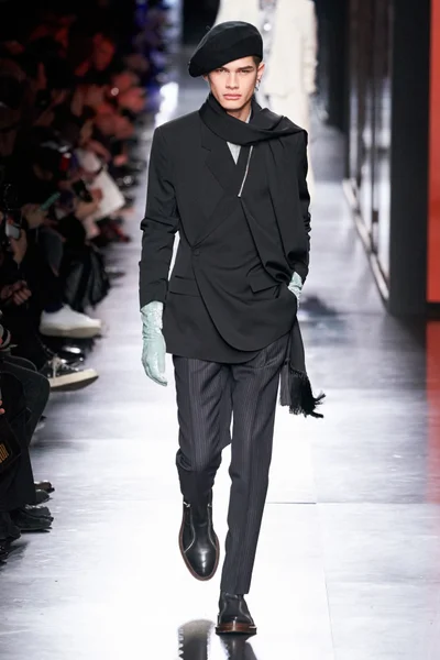 Look 42